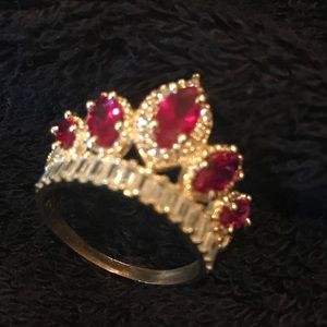 14k Gold Crown CZ ring size 7